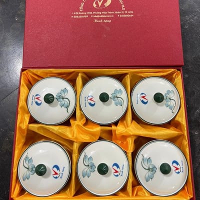 Khay mứt tết Bát Tràng họa tiết hoa in logo tốt