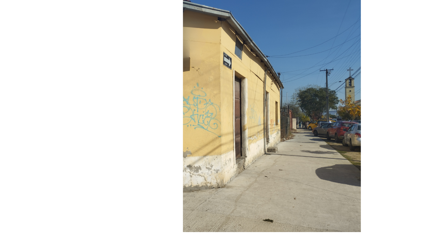 Se vende céntrico terreno de esquina, 350 m2,  en Plaza Arturo Prat Talca.