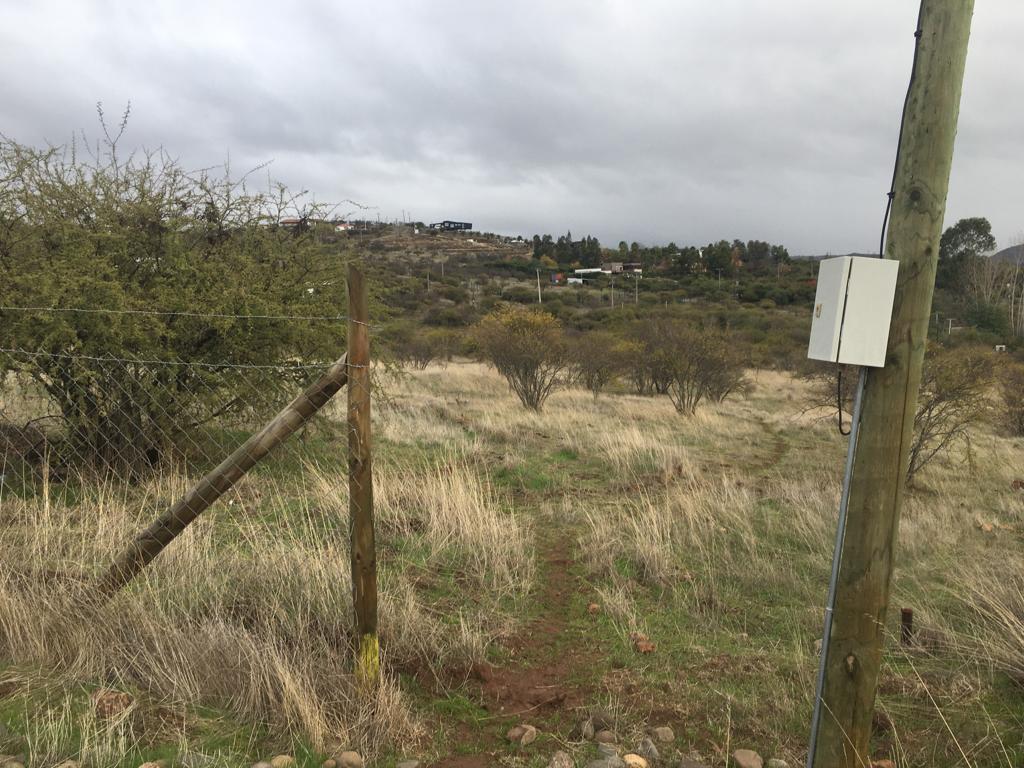 Se vende parcela de agrado con agua y electricidad, Comuna de Pencahue, Región del Maule.