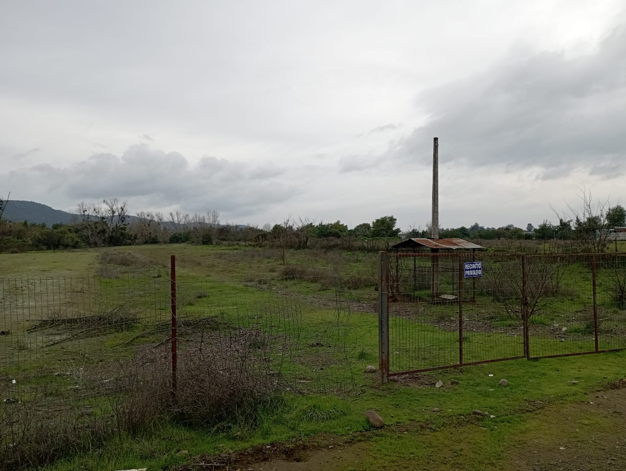 Se Vende Terreno de 18.000 m2 en borde de Rivera del Rio Claro, en Talca, Región del Maule