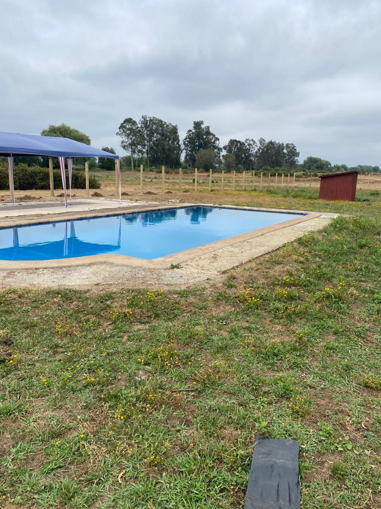 Se vende parcela de agrado con cabaña y piscina en Región del Maule