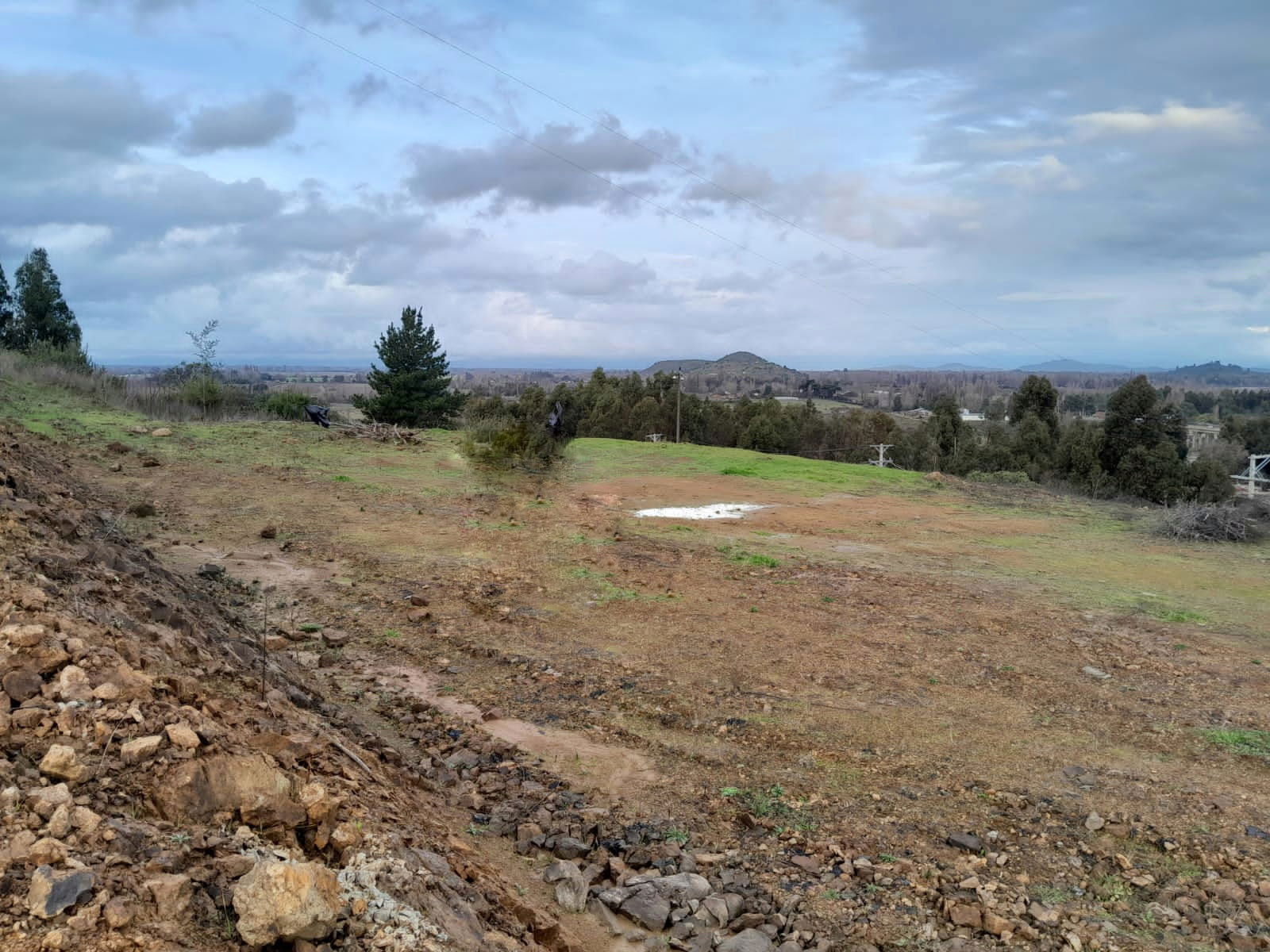 Se vende parcela de agrado con agua potable y electricidad en San Javier, Región del Maule