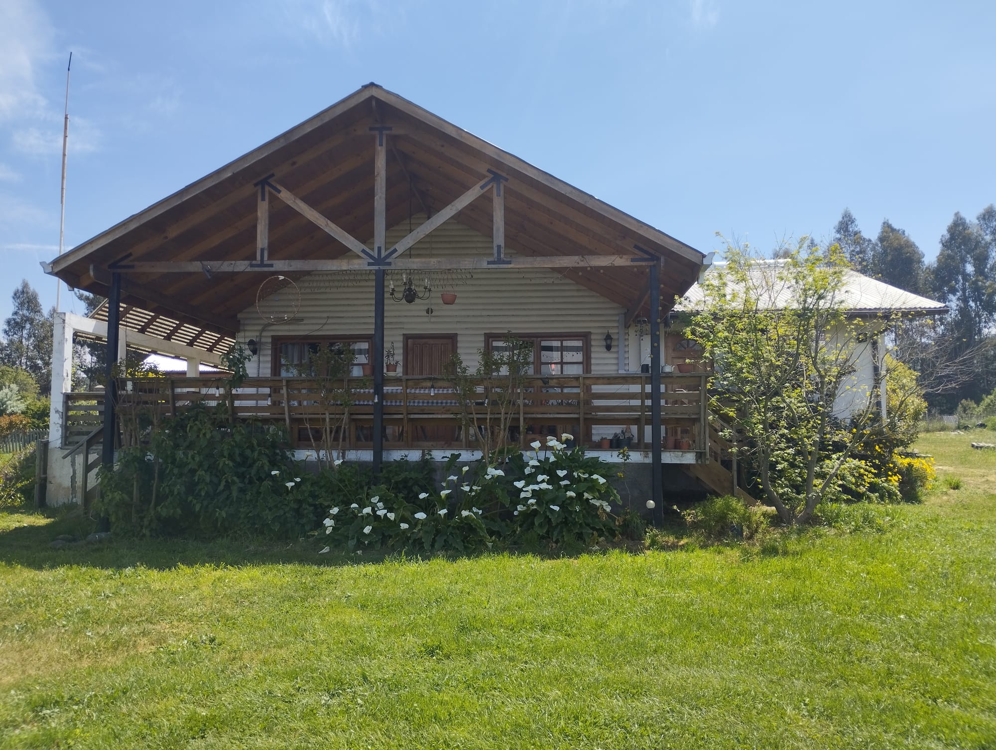 Se vende parcela de agrado con casa y piscina en San Clemente