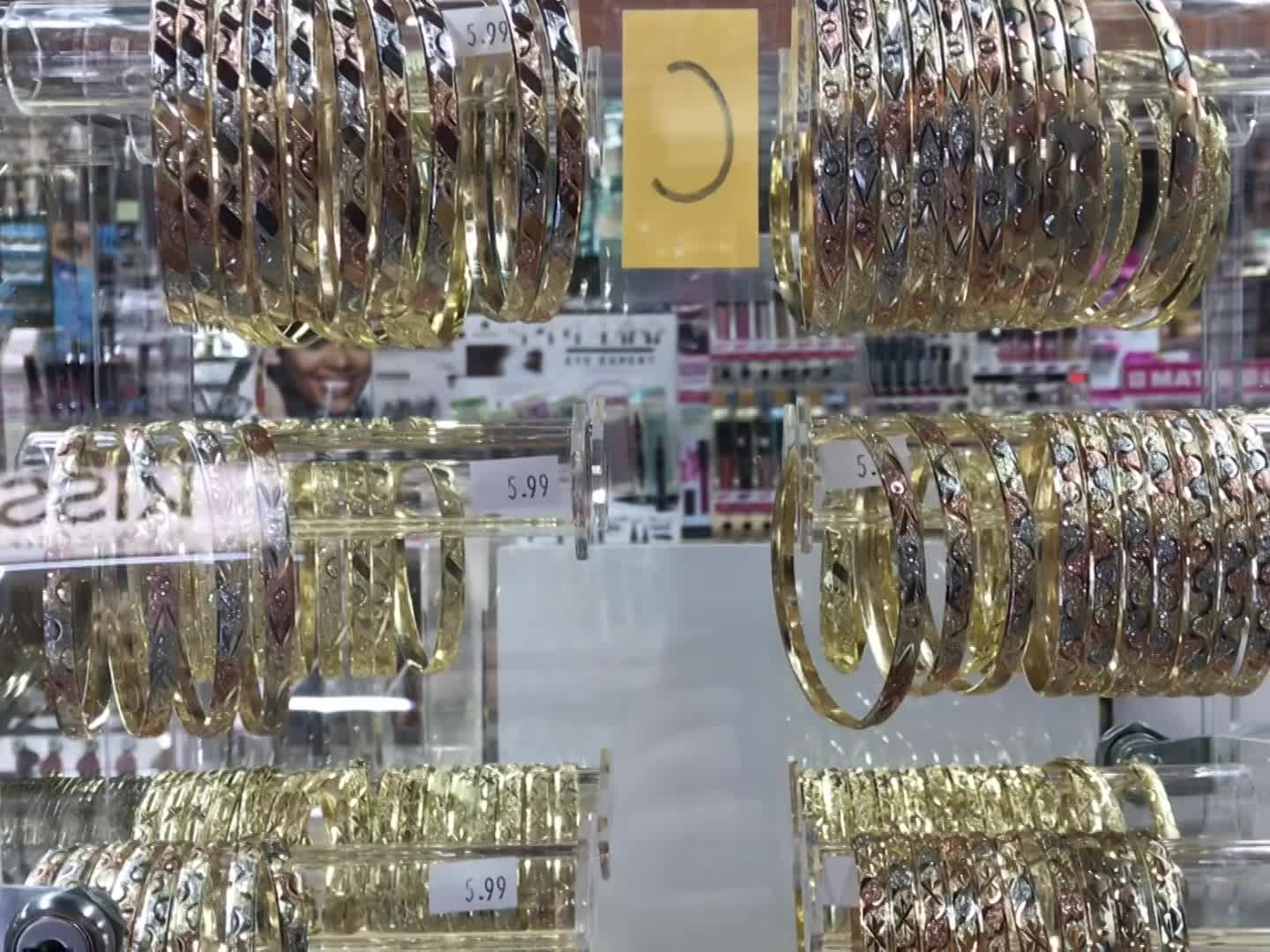 <Earrings…………….. Bracelets,… Baby’s to Adult’s……………Nose Rings>