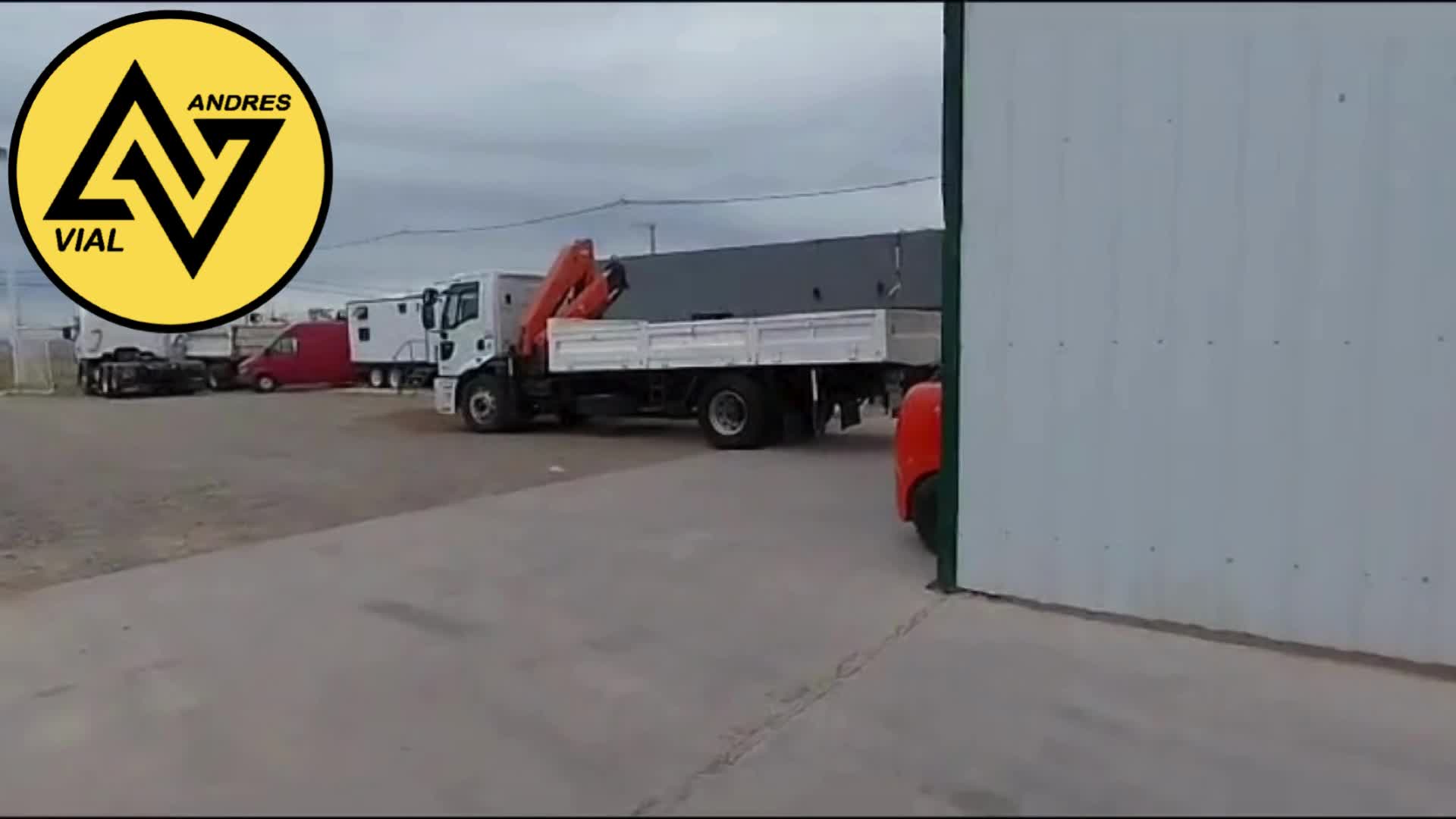 RENTAL CAMIONES ESPECIALES