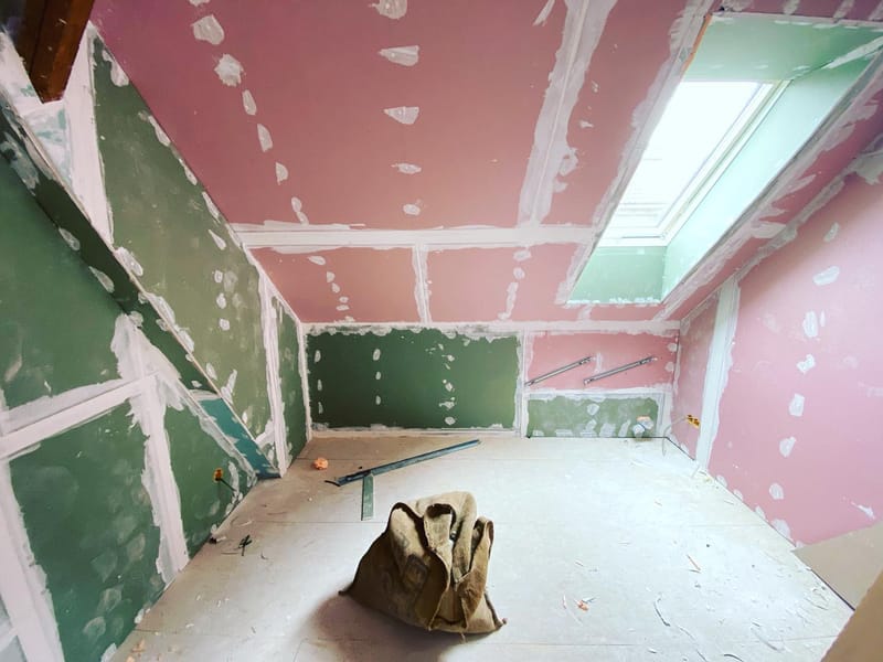 Jak postavit příčku ze sádrokartonu