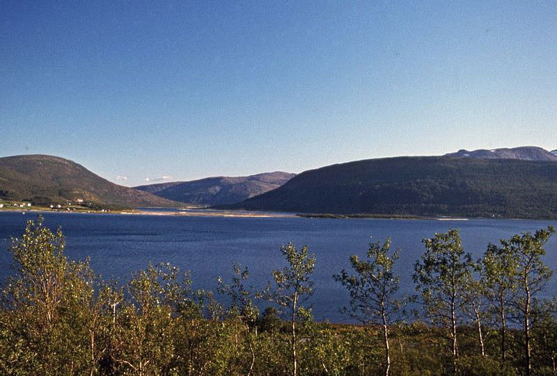 Kjærfjorden, Tjeldsund s.