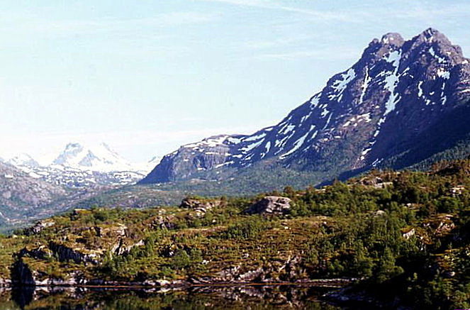 Hallen i Djupfjorden. Sortland s.