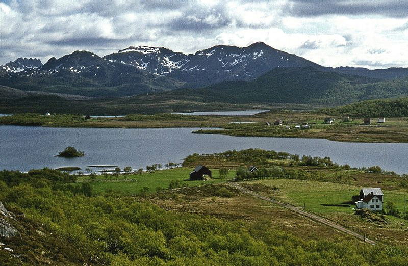 Tengelbugen, Geitneset, Langmovatnet. Bø s.