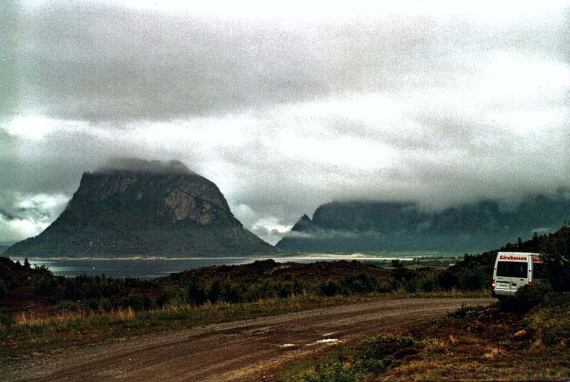 Mjeldeberget sett frå Bø. i Steigen s.