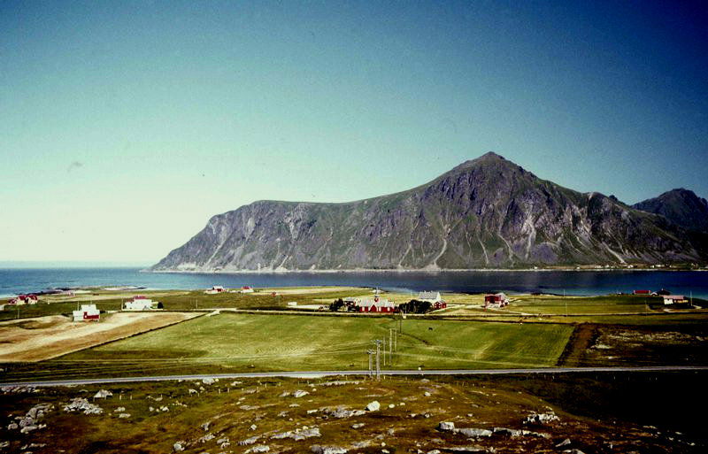 Flakstad kyrkje i Lofoten.