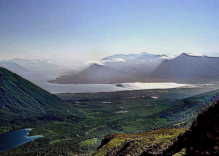 Tranesvågen med Kobbøya, frå Kobbedalen. Bjørnskinn s. Foto Elidh Brown..