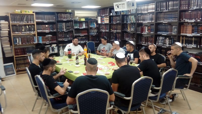 פעילויות לנוער המתקיימות בכולל