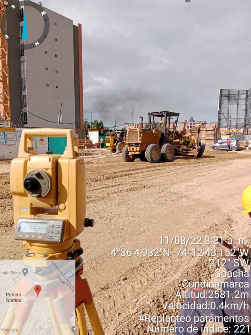 LEVANTAMIENTOS TOPOGRAFICOS