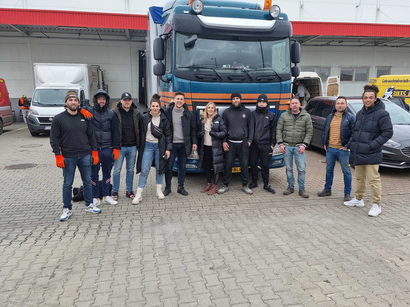 Акція зі збору допомоги для українців у Шемді