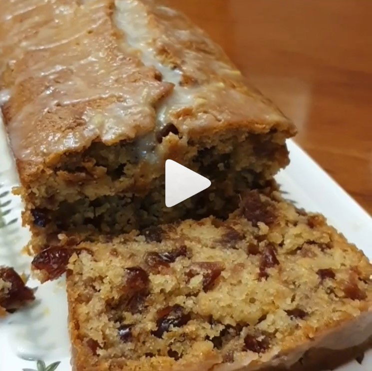 Cranberries Orange Cake (C055)