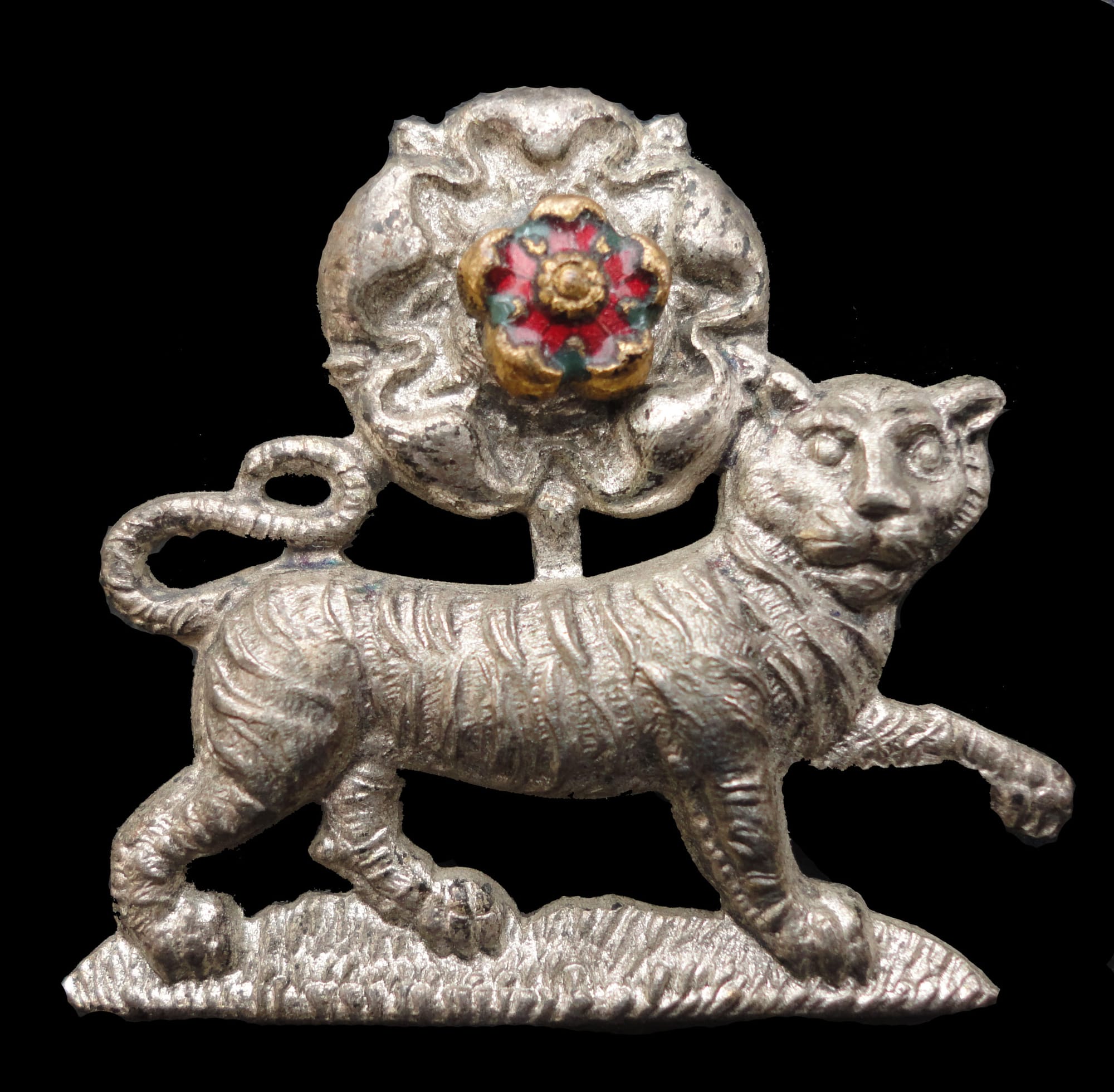 Silver and Enamel Volunteer Officers Collar Badge