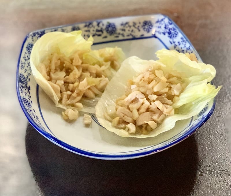 8. San Choy Bao with Chicken (3 pcs)