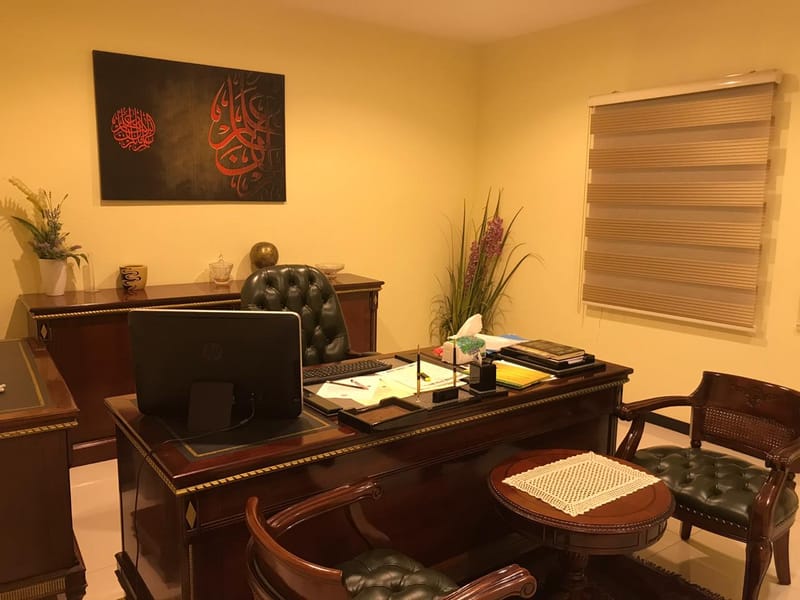 الاستشارات القانونية والشرعية