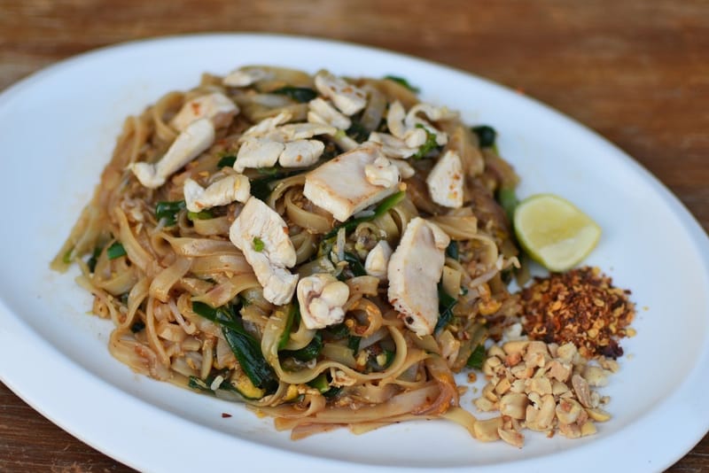 Phad Thai Gai