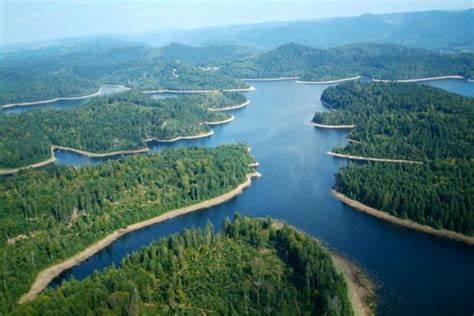 Lac de Pierre Percée