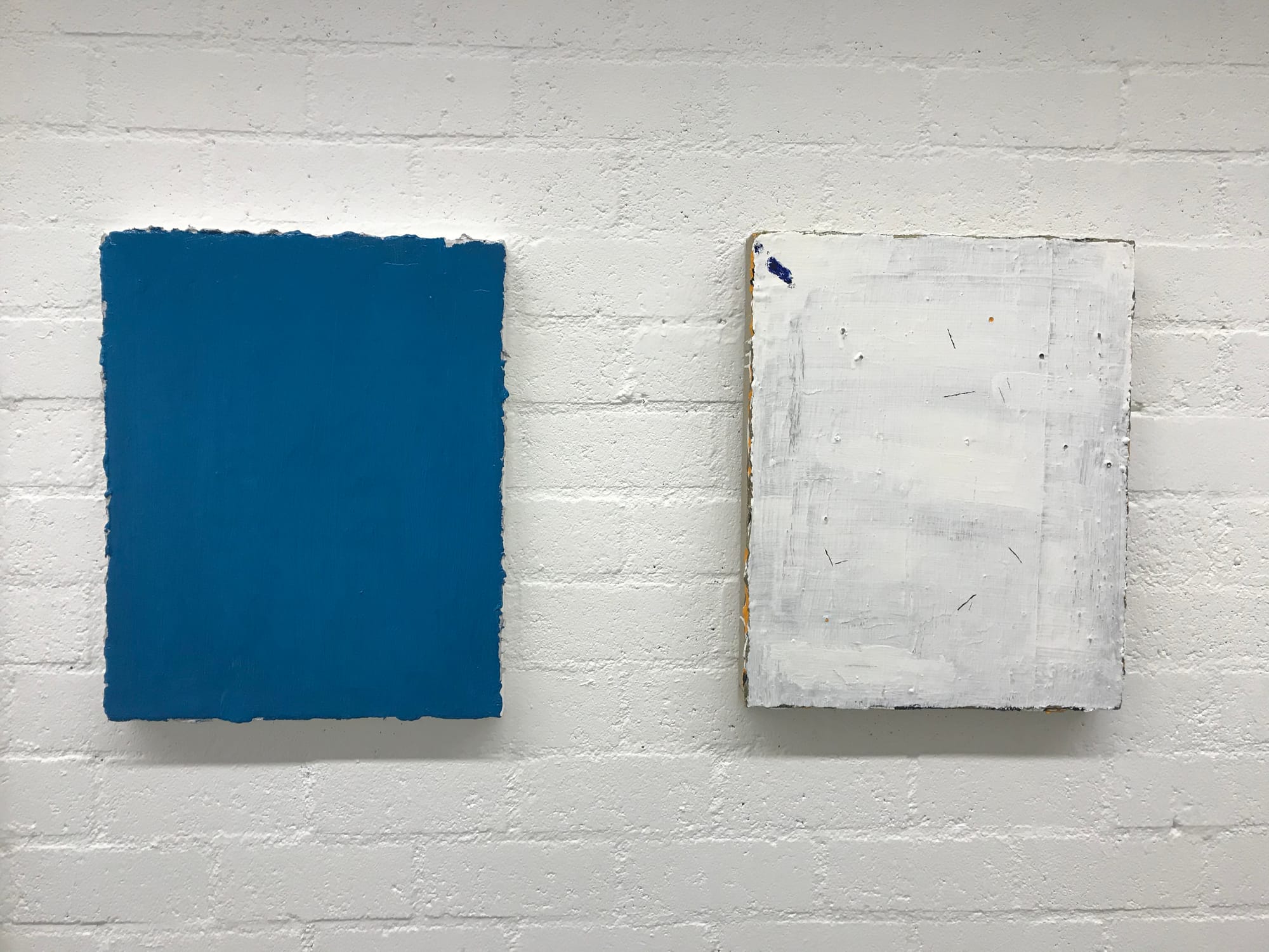 ZT - 2020  Blue -White  acryl op canvas 30x40x4 elk.