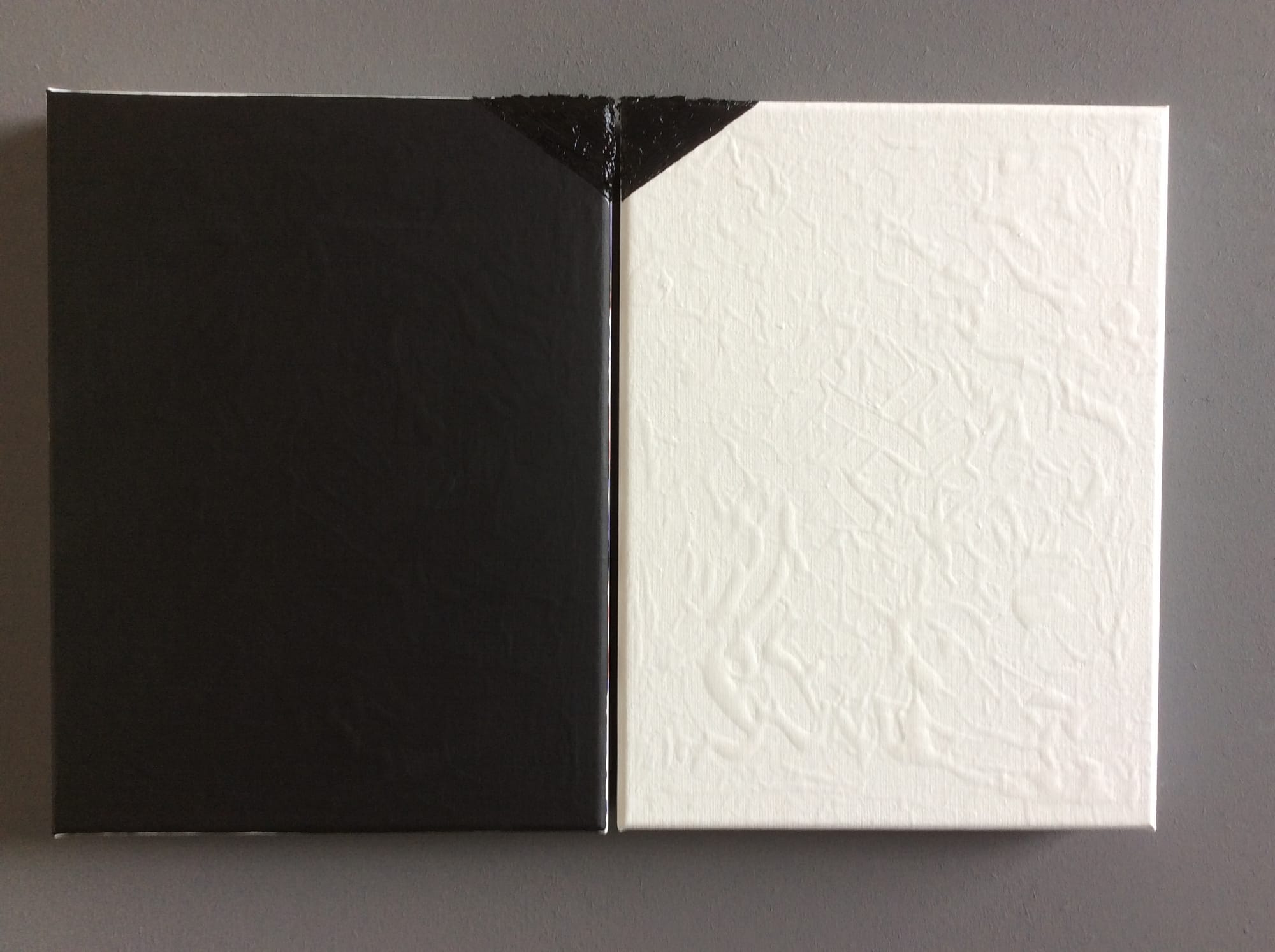 Black Corner  2018 - tweeluik  30x40x3 cm elk