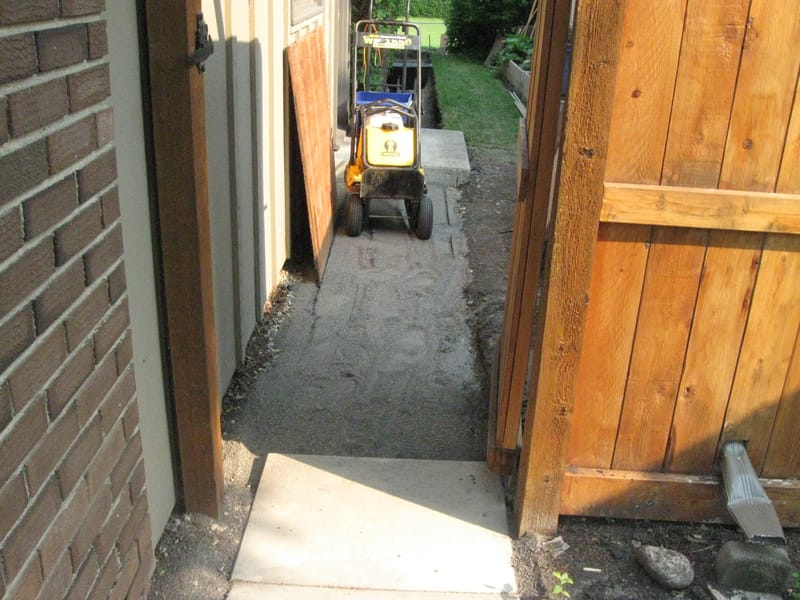 FENCE & SIDEWALK REPAIR