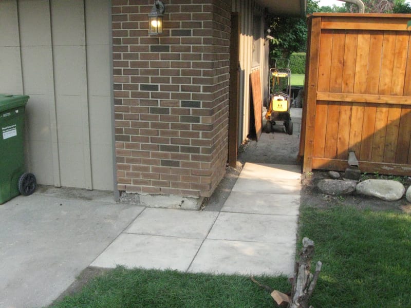 FENCE & SIDEWALK REPAIR