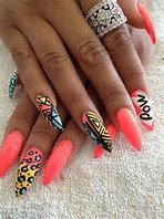 Nail Tech