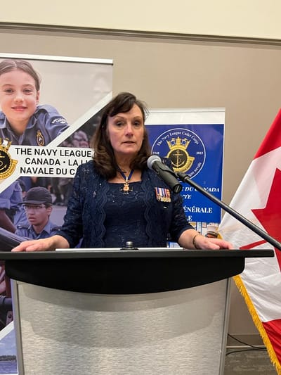 LA LIGUE NAVALE DU CANADA ÉLIT UN NOUVEAU PRÉSIDENTE NATIONALE