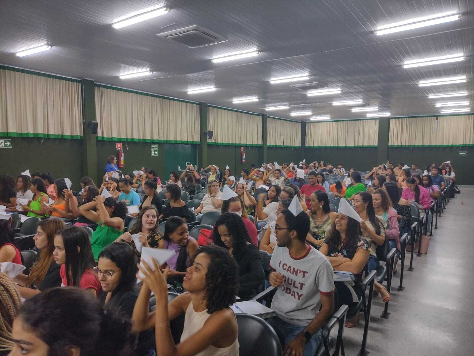 Palestra para gestores, professores, residentes e pibidianos da Faculdade  Pio X - 2023