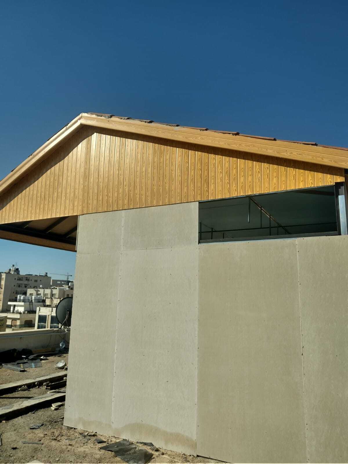 تنفيذ روف قرميد في منطقة الرابيه 