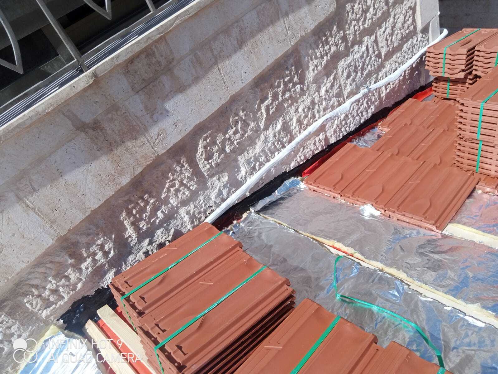 مجموعه من مظلات القرميد 