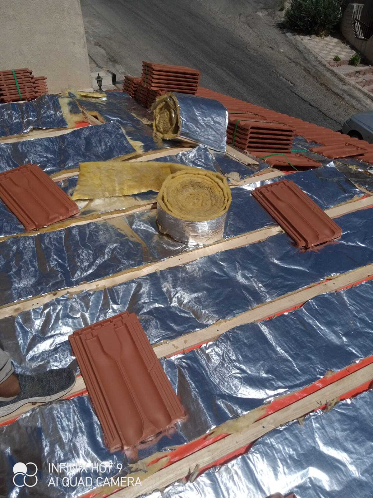 مجموعه من مظلات القرميد 