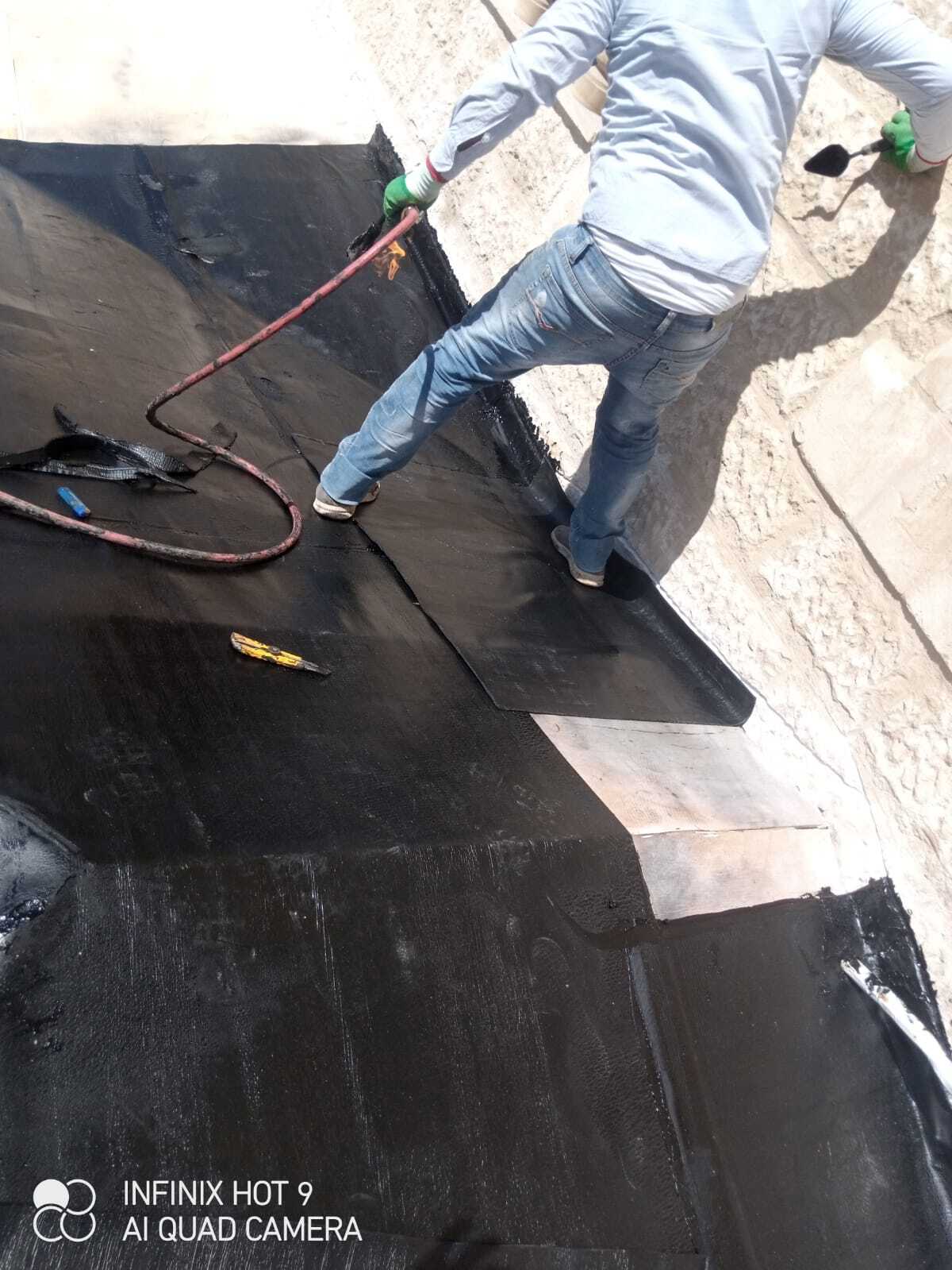 مجموعه من مظلات القرميد 