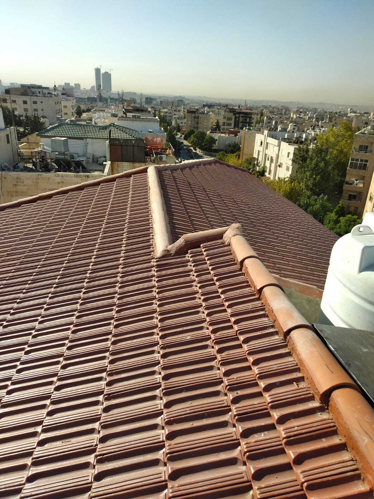 مجموعه من مظلات القرميد 