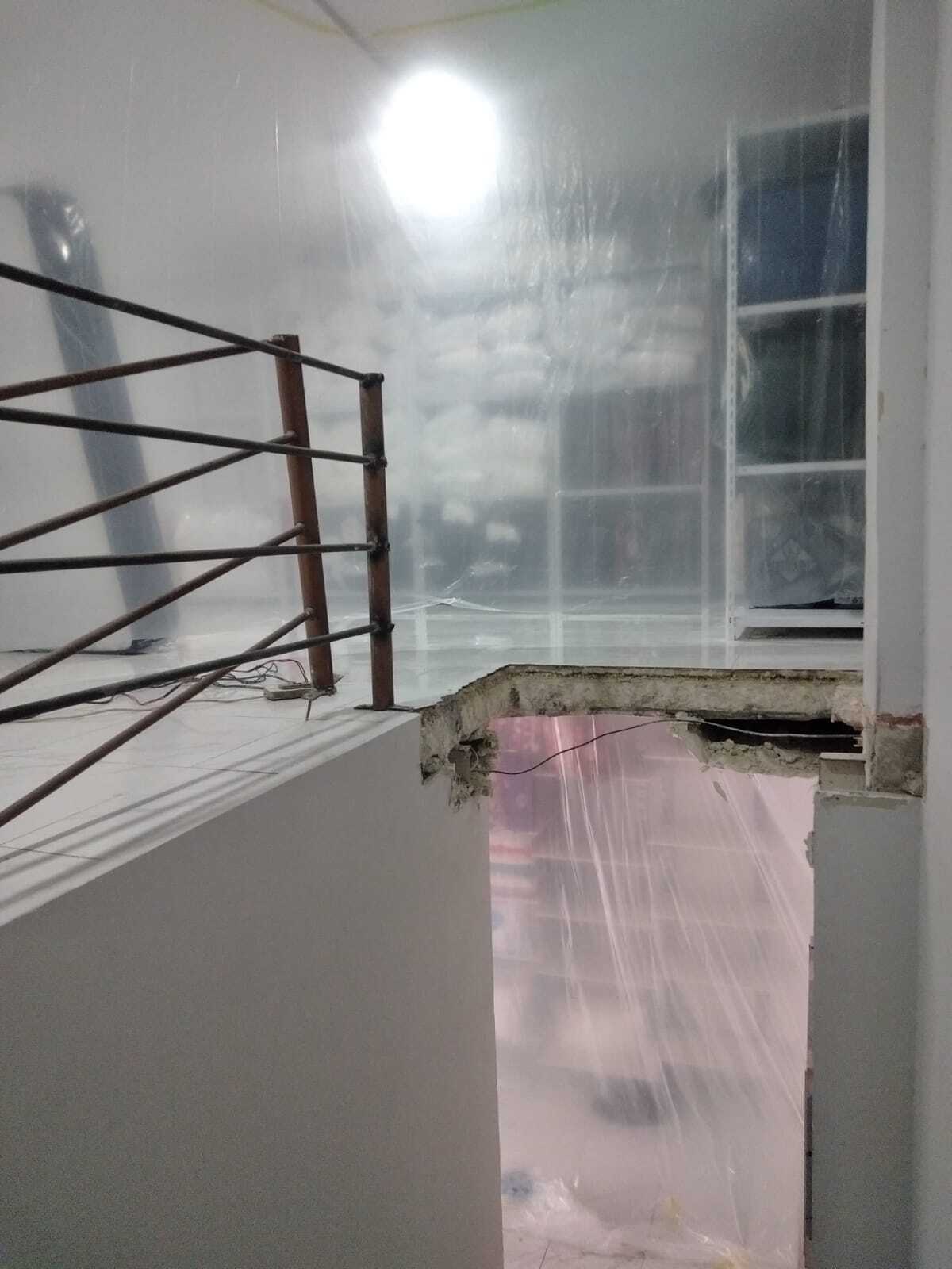 دربزين حديد 