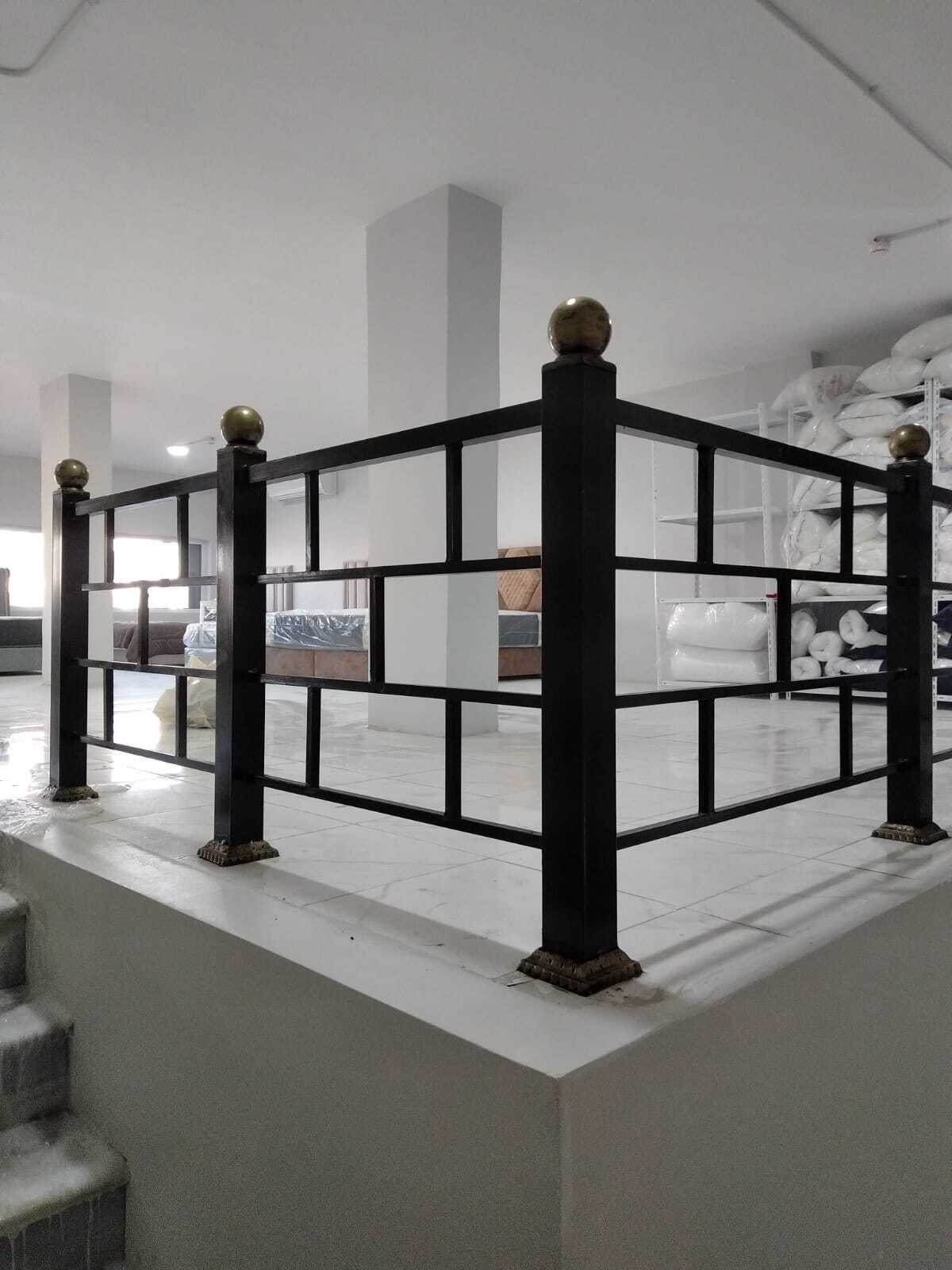 دربزين حديد 