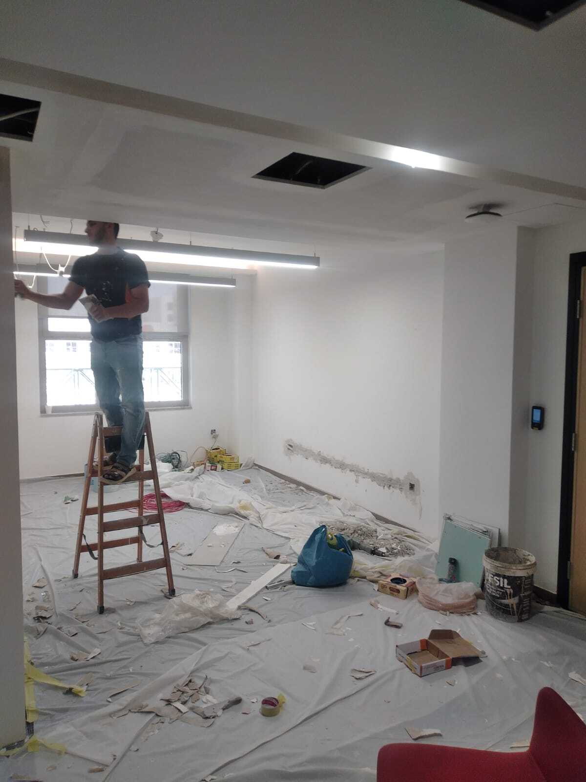 أعمال الترميم والصيانة