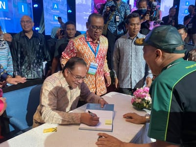 11) Surat Terbuka kepada YAB Dato' Seri Anwar Ibrahim, Perdana Menteri Malaysia - Tuntutan Penubuhan RCI bagi menyiasat Program Imunisasi COVID-19