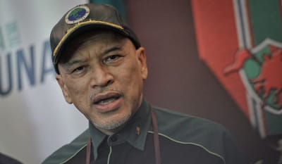 141) JANGAN SAMPAI PENCARUM TERKESAN BUNUH DIRI - UTUSAN MALAYSIA - 03/04/2023