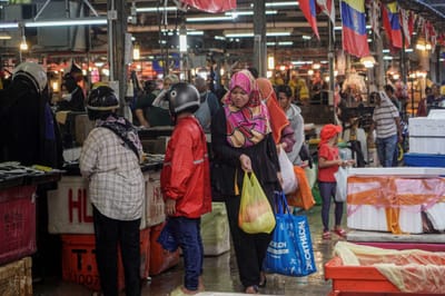 213) TAKKAN TAK SEDAR HARGA SUSU FORMULA NAIK DI PASARAN? - UTUSAN MALAYSIA - 16/06/2023