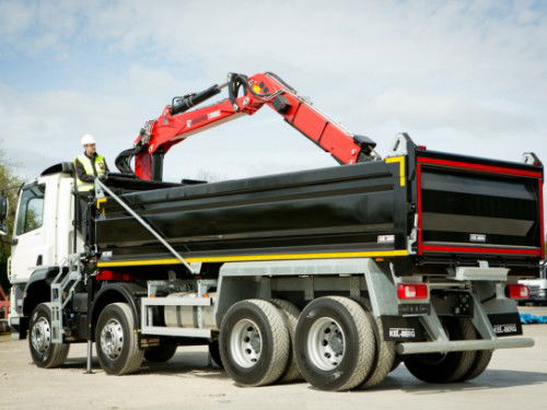 TRANSPORT AGREGATE - CAMION CU AUTO-INCARCARE/DESCARCARE