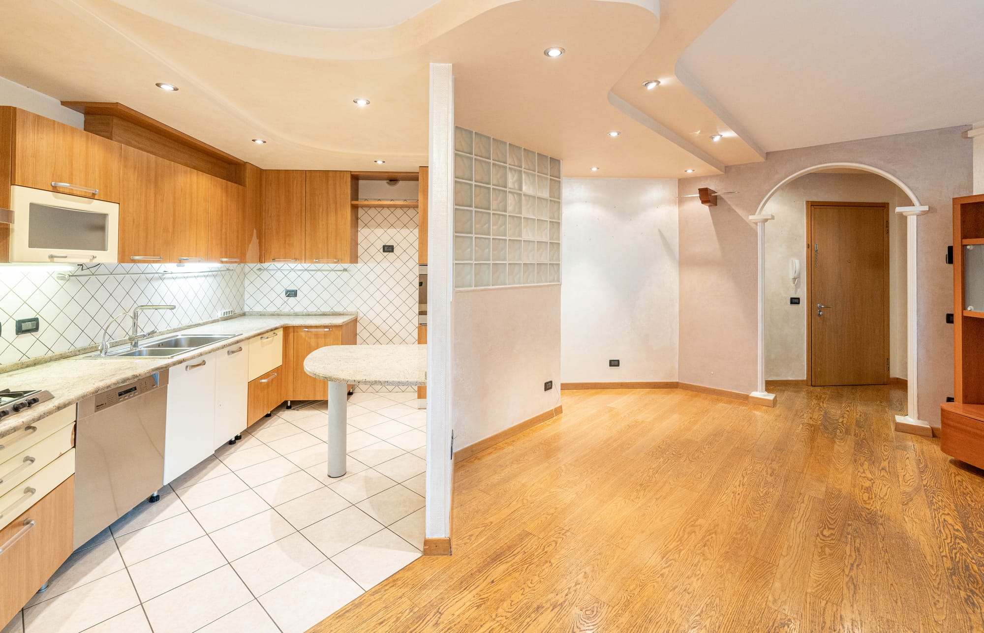 QUADRILOCALE CON GIARDINO VISTA PARCO