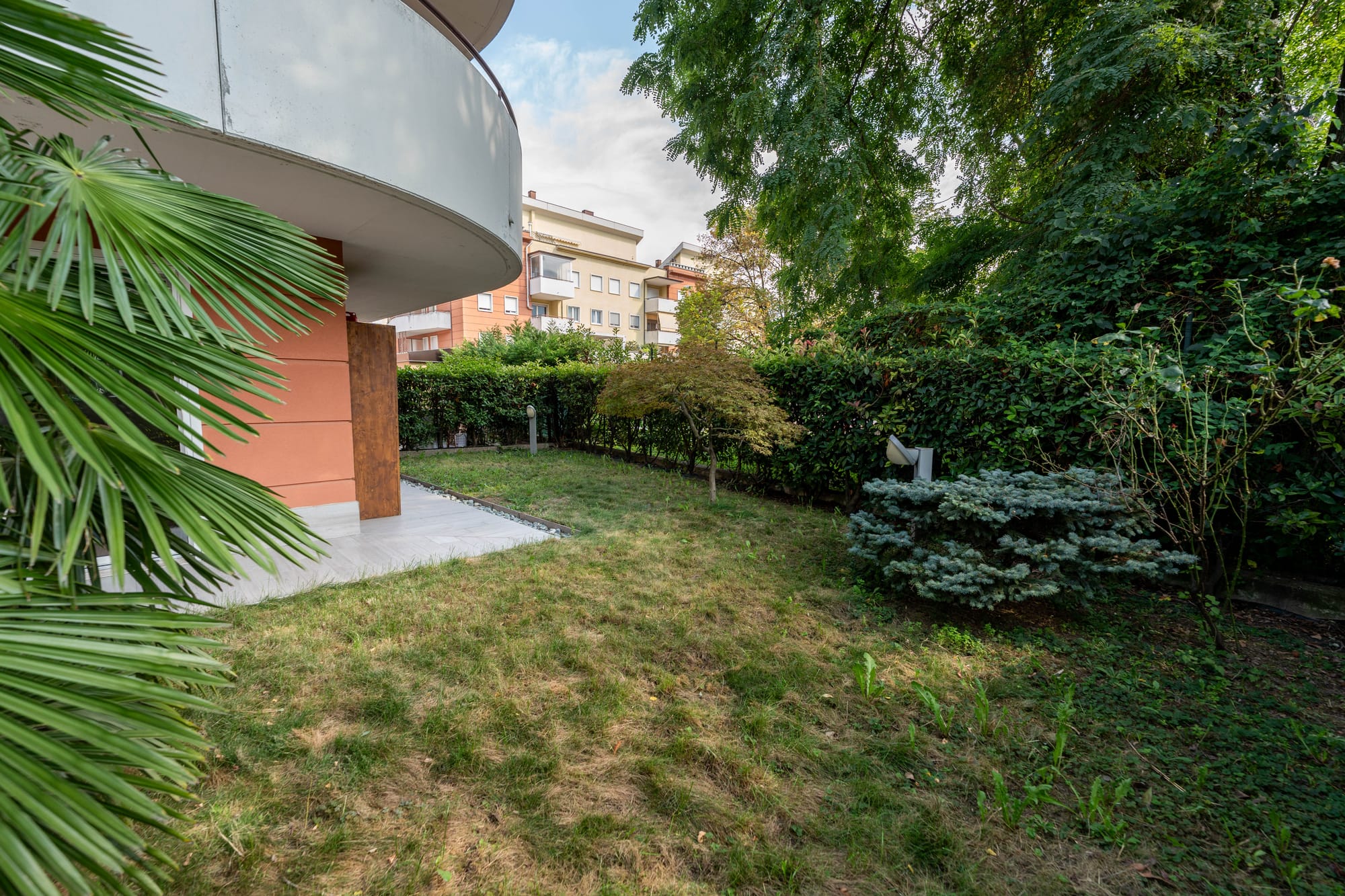 QUADRILOCALE CON GIARDINO VISTA PARCO