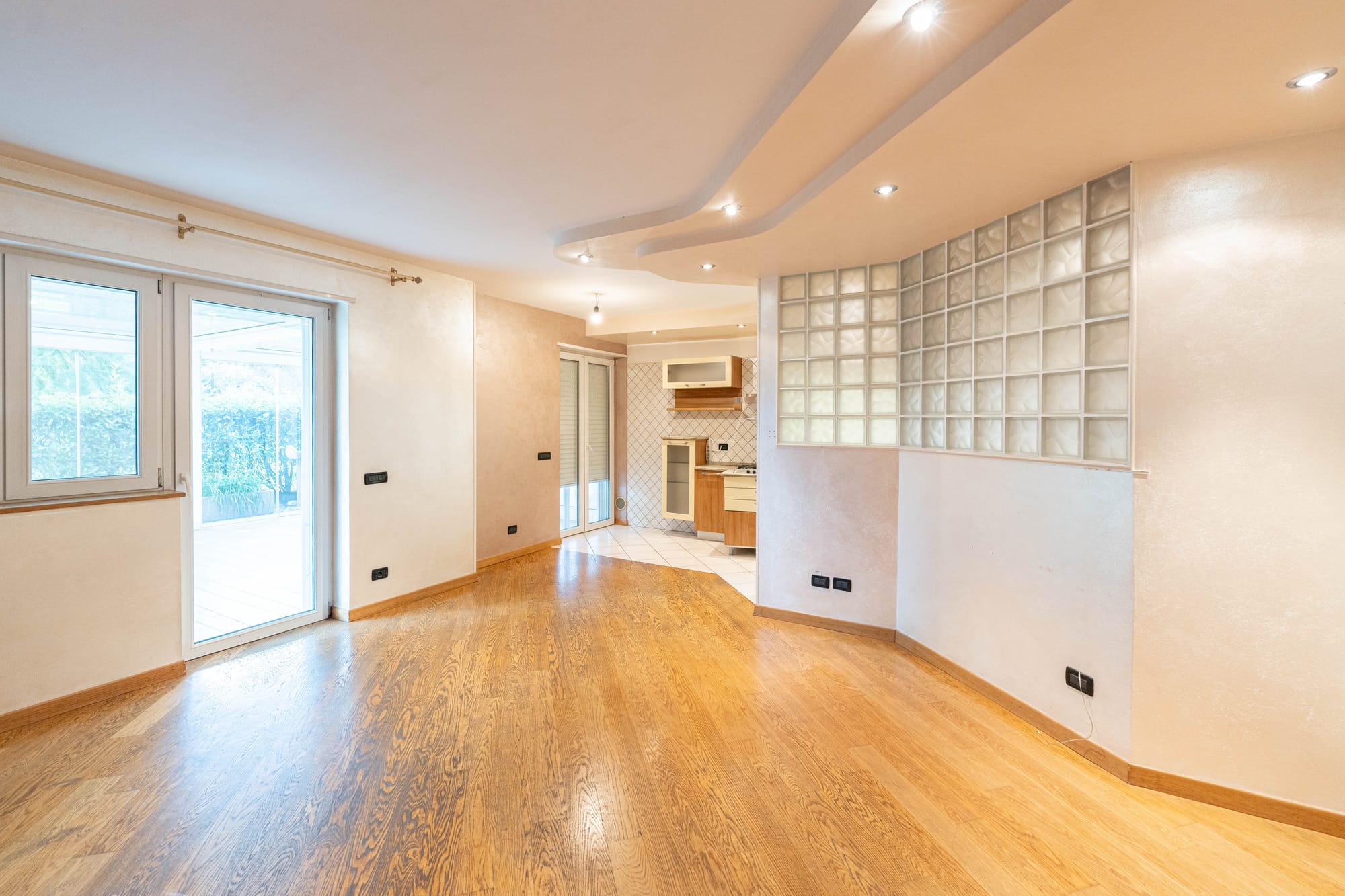 QUADRILOCALE CON GIARDINO VISTA PARCO