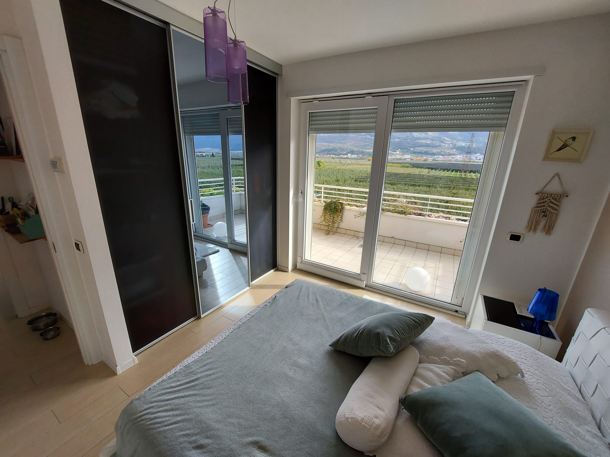 APPARTAMENTO CON GRANDE TERRAZZO 