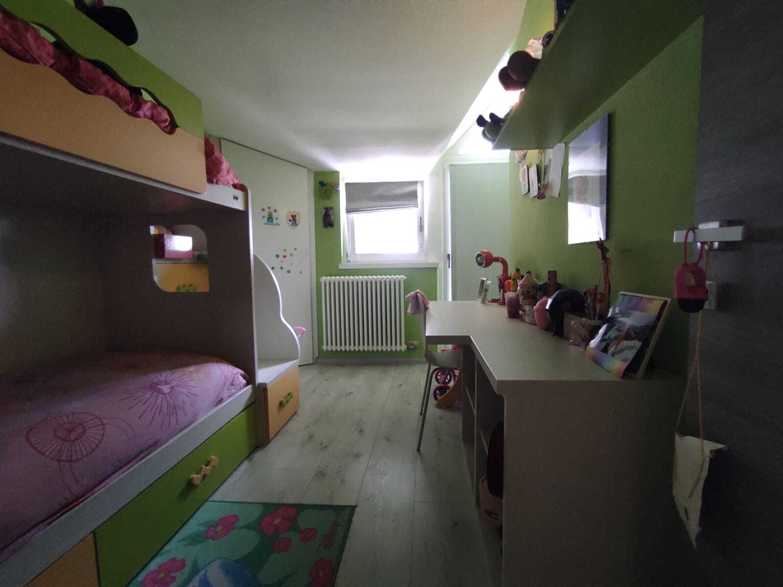 TRILOCALE SU DUE LIVELLI CON DUE BAGNI