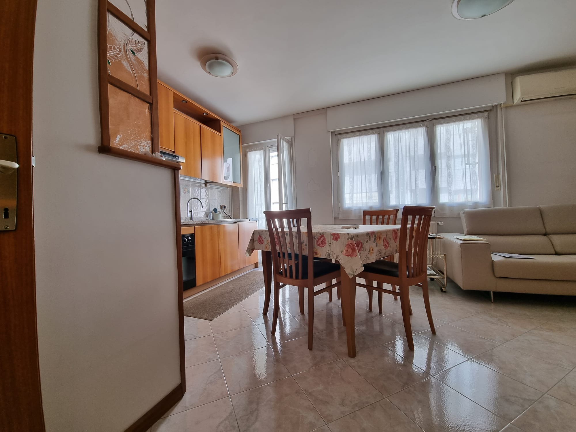 APPARTAMENTO ALL'ULTIMO PIANO 